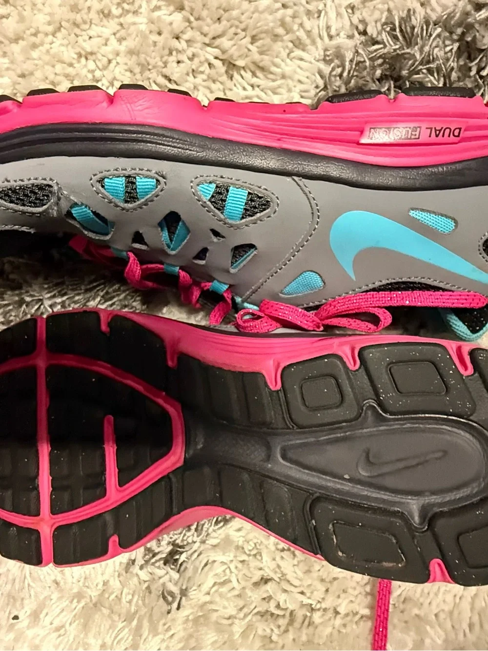 Nike kids dual fusion run sneaker